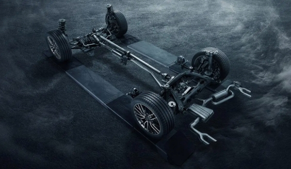 兩驅和四驅的區別 驅動輪有所不同（四驅版本行駛更加穩定）