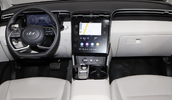 現代途勝混動多少錢 2022款途勝混動售價15萬(落地18萬)