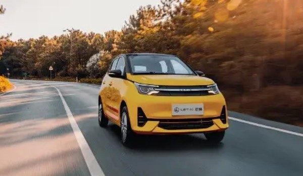 芒果pro新能源電動汽車價格 2022款芒果pro售價3萬(落地價4萬)