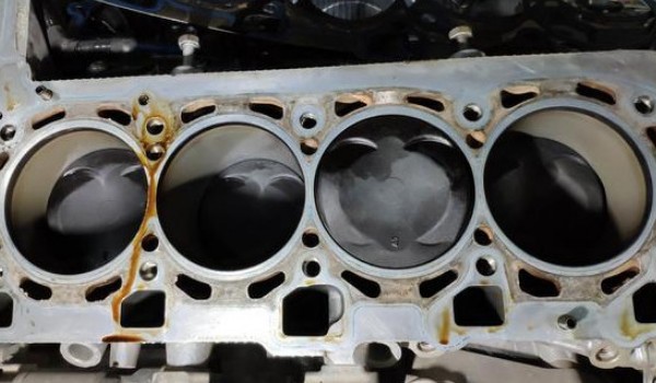 寶馬1系的動力怎么樣 輸出馬力可達178匹(搭載兩款發動機)