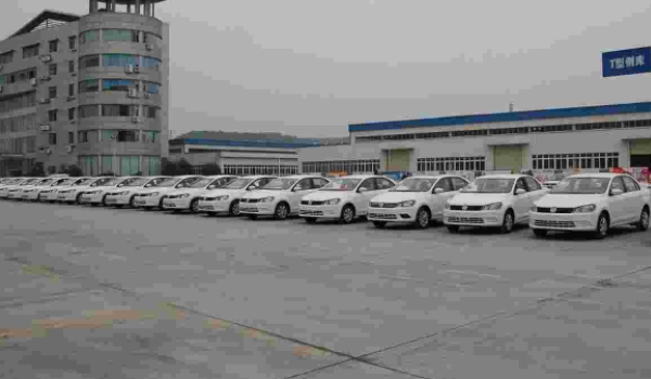 駕校學車一般多少錢 駕校學車一般是3000-5000元之間