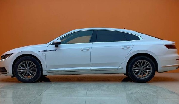 大眾cc分期首付多少錢(qián) 分期首付6萬(wàn)(36期月供4784元)