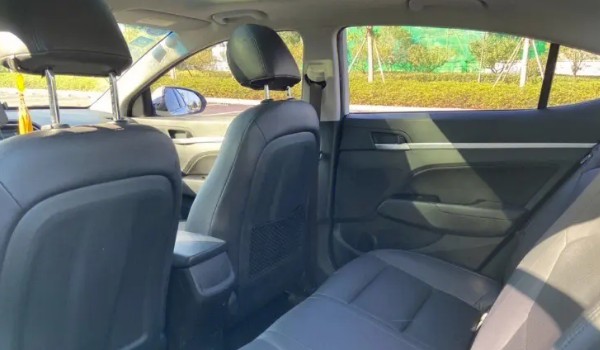 現代領動油耗多少真實油耗 百公里油耗7.1L(油耗一公里5毛錢)