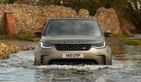 路虎發現2023款報價及圖片 2023款發現售價69萬(分期首付20萬)