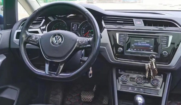 大眾途安l2021款最新價(jià)格圖片 2021款途安l售價(jià)14萬(wàn)(二手價(jià)10萬(wàn))