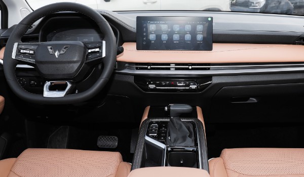 五菱佳辰油耗高嗎 百公里油耗實測7.4L(一公里消耗5毛錢)