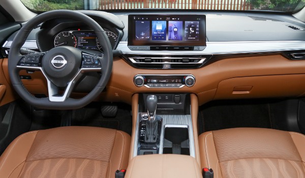 日產天籟分期首付多少錢 分期首付5萬(36期月供3758元)