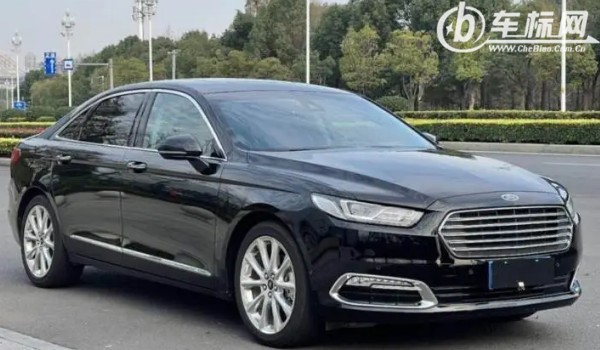 福特金牛座油耗多少真實(shí)油耗 百公里油耗11L(油耗一公里8毛錢(qián))