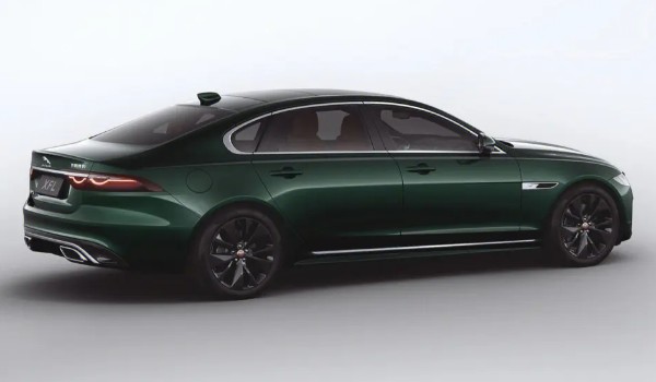 捷豹xfl和寶馬3系哪個(gè)好 捷豹xfl動力更強(qiáng)(車身長達(dá)5.1米)