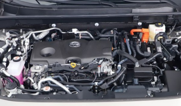 豐田榮放這款車怎么樣值得買嗎 油耗實測8.8L(馬力可達171匹)