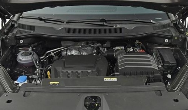 大眾攬境是什么發動機 2.5T六缸發動機(馬力可達299匹)