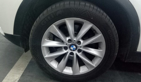 寶馬x3輪胎型號規格 兩種輪胎型號(前輪245/45 r20)