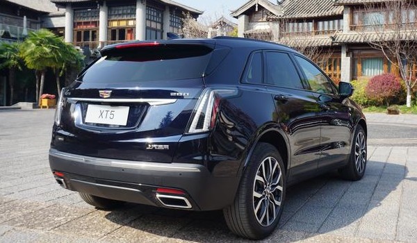 凱迪拉克xt5分期首付多少錢 分期首付8萬(wàn)(36期月供5804元)