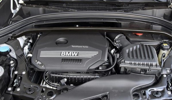 寶馬x1這款車怎么樣啊 油耗實測8.7L(馬力可達192匹)