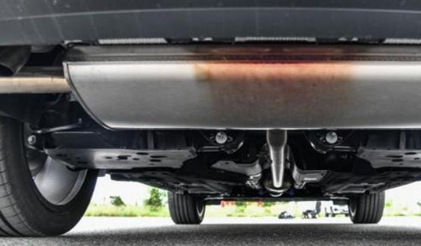 吉利豪越l配置參數是什么 車身長達4.8米(搭載2.0T發動機)