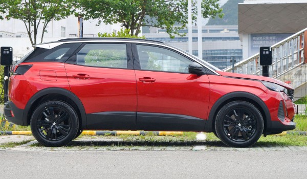 標致4008保值率怎么樣 第七年保值率40%(油耗影響保值率)