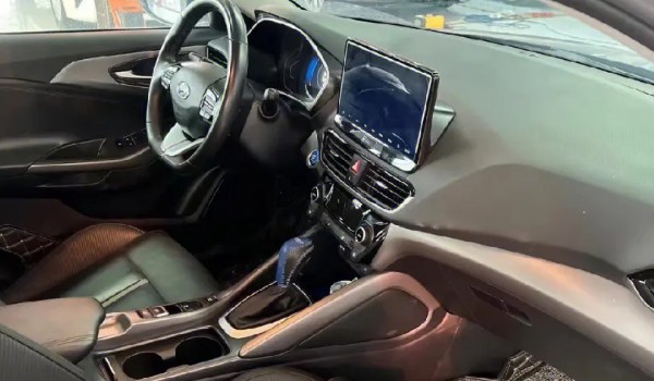 現代菲斯塔安全系數怎么樣 駕駛輔助功能豐富(搭載六個氣囊)