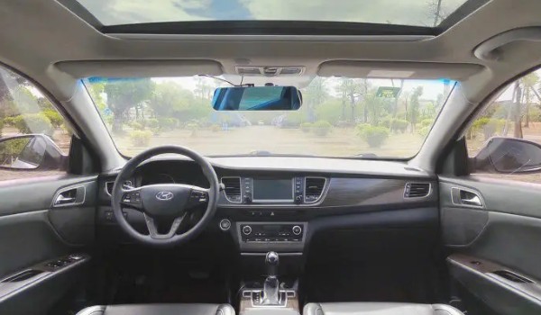 現代名圖分期付款首付多少 分期首付3萬(36期月供2713元)