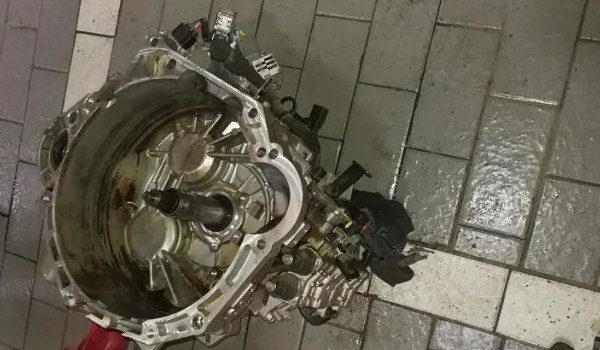 現代名圖是什么變速箱 兩種配置(雙離合和CVT變速箱)