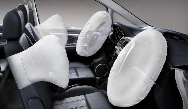 現代庫斯途幾個安全氣囊 六個安全氣囊(安全性較高)