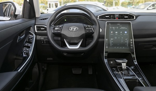 現代ix25油耗多少錢一公里 油耗一公里5毛錢(燃油經濟性高)