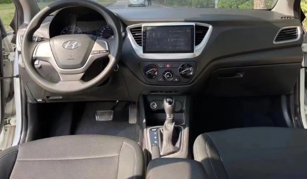 現代悅納油耗多少真實油耗 百公里油耗6.3L(油耗一公里4毛錢)