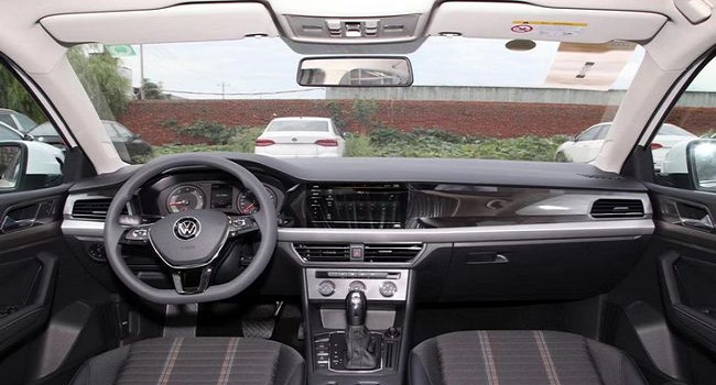 大眾朗逸2022落地價明細，落地價12萬左右超劃算