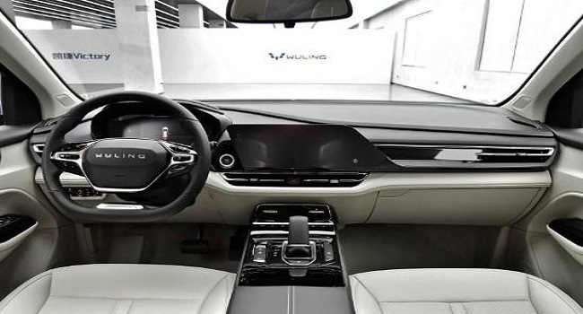 五菱凱捷2022款行政版價格,售價8.58—12.58萬定位緊湊型MPV