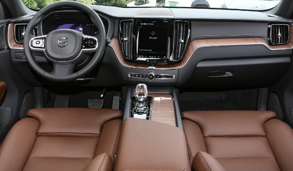 XC60降價18萬 2023款優惠力度可達7.8萬