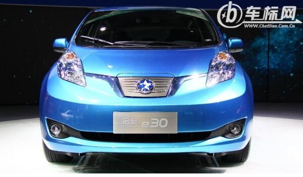 啟辰e30和東風ex1哪個好 啟辰e30續航301km(配置功能豐富)