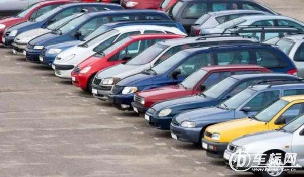 買二手車應(yīng)該注意哪些問題 注意查看車況、手續(xù)、事故等問題