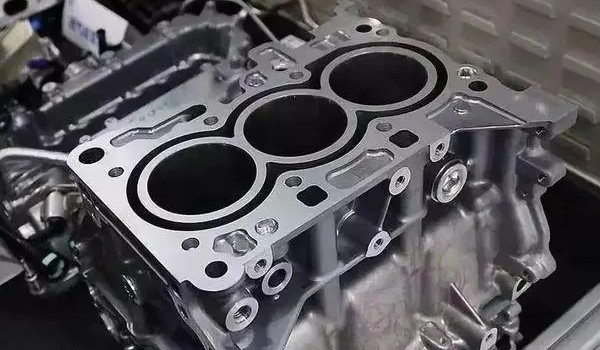 雪鐵龍c3xr動力怎么樣 馬力可達(dá)116匹(搭載1.2T發(fā)動機(jī))