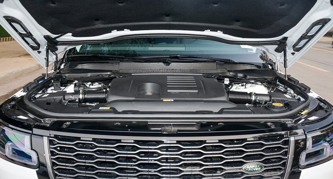 路虎攬勝2022款報價及圖片,售價區間142.8萬-332.8萬元