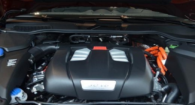 保時捷卡宴2022款報價及圖片,指導價101.8萬的鉑金版