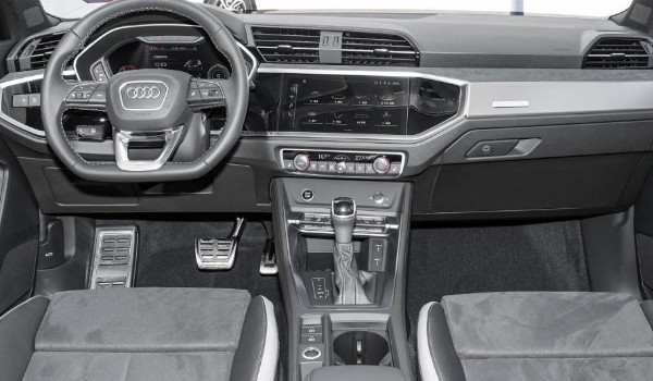 奧迪q3優(yōu)惠幅度多大 高達(dá)8.74萬(裸車價僅19萬)