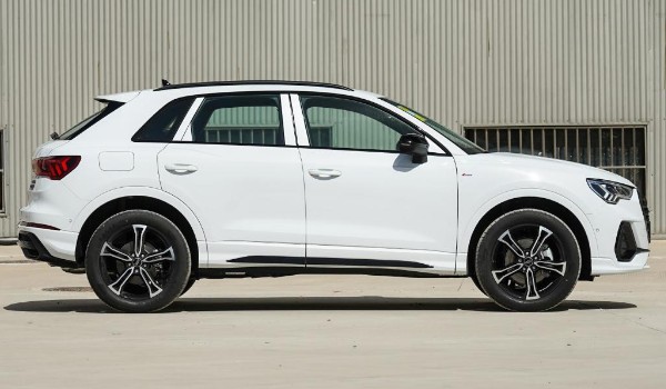 奧迪q3優(yōu)惠幅度多大 高達(dá)8.74萬(裸車價僅19萬)