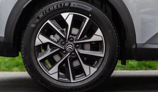 凡爾賽c5x輪胎規格是多少 尺寸為205/55 r19