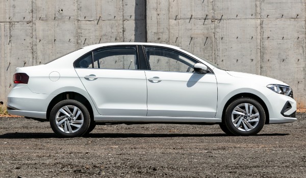 捷達va3和桑塔納哪個好 捷達va3車長4.5米(配置豐富)