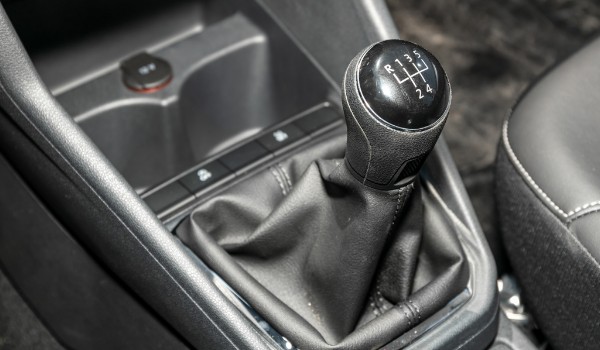 捷達va3變速箱油多久換一次 每4萬公里(避免變速箱油混用)