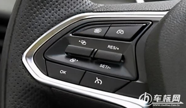 定速巡航怎么用 按下控制按鍵可以打開和關閉(SET+/SET-設置速度)