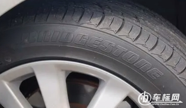 普利司通輪胎怎么樣 平整度低、排水性好、附著力很好(價格適中)