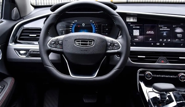 星越s油耗一公里多少錢 消耗7毛錢(發動機配置影響油耗)