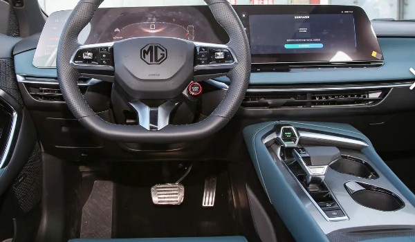 2023款名爵mg7報價和圖片 新車售價11萬一輛(分期首付3萬)