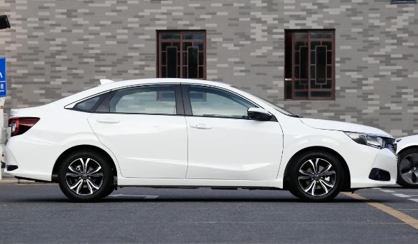 本田凌派2022款圖片及報(bào)價(jià) 新車售價(jià)8萬一輛(分期首付2萬)