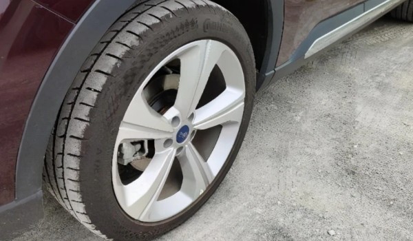 領裕輪胎型號是多少 尺寸為245/45 r20(胎寬245mm)