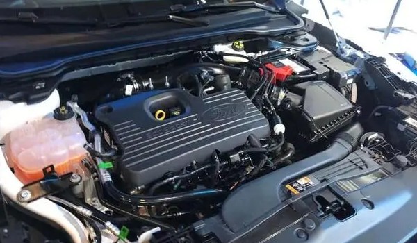 福特evos是什么發動機 搭載2.0T發動機(馬力可達238匹)