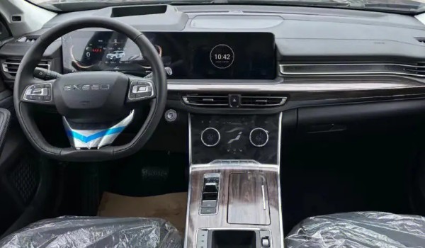 領裕和攬月哪個好 攬月動力更強(配置功能豐富)