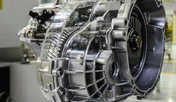 艾瑞澤8什么變速箱配置 7擋濕式雙離合(換擋響應快)