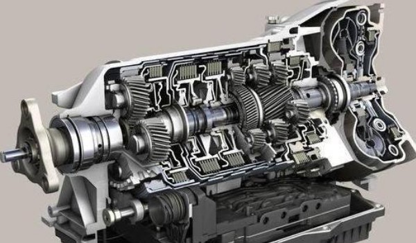 帕杰羅什么變速箱配置 5擋手自一體(換擋響應快)