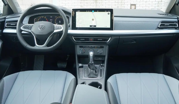 朗逸和威朗pro哪個(gè)好 威朗pro動(dòng)力更強(qiáng)(朗逸配置豐富)